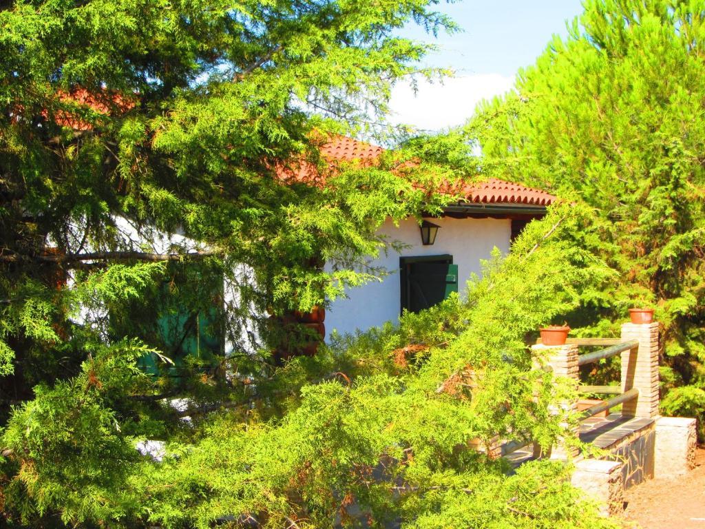 Complejo Rural Puerto Penas Hotel Aroche Exterior foto